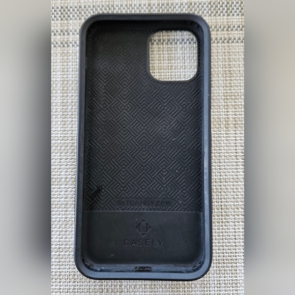 CASELY Phone Case - Picture 4 of 4